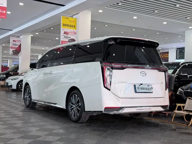 GAC Trumpchi M8 — Фото автомобиля 4