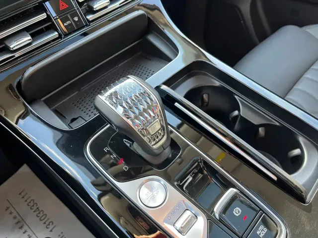GAC Trumpchi M8 — Фото автомобиля 10