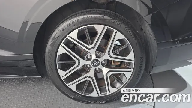 Hyundai Grandeur GN7 — Фото автомобиля 6