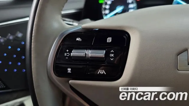 Kia K8 Hybrid — Фото автомобиля 24