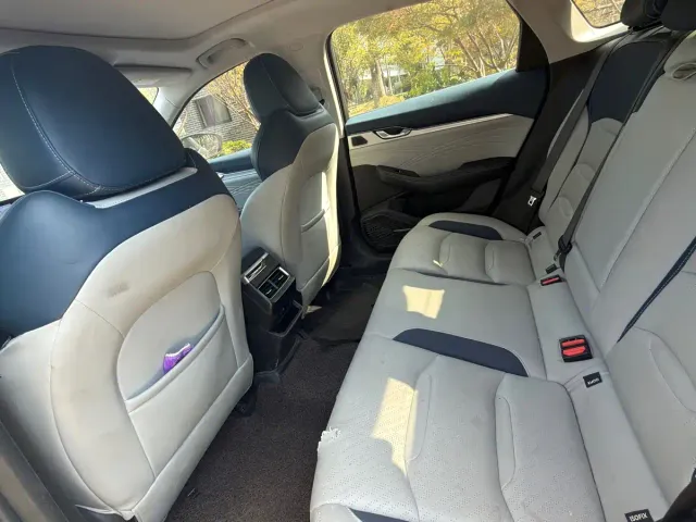 Geely Xingrui — Фото автомобиля 10