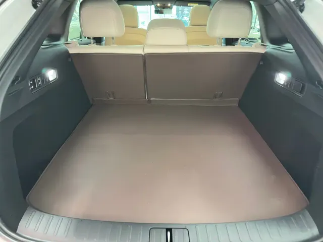 Li Auto i6 — Фото автомобиля 13