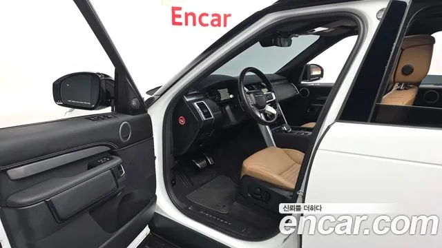 Land Rover Discovery — Фото автомобиля 10