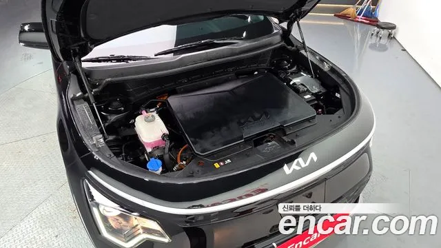Kia Niro — Фото автомобиля 5
