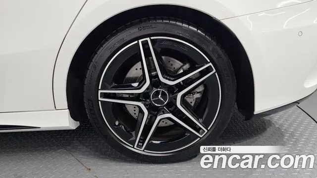 Mercedes-Benz A-Class — Фото автомобиля 20