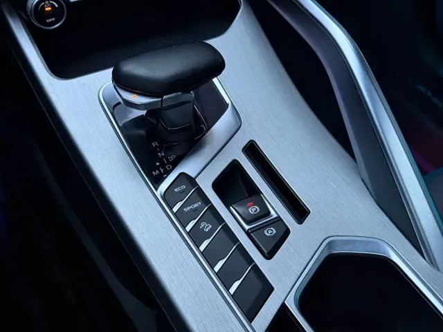 Geely Binyue — Фото автомобиля 13