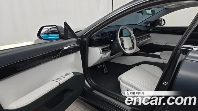 Hyundai Grandeur GN7 — Фото автомобиля 15