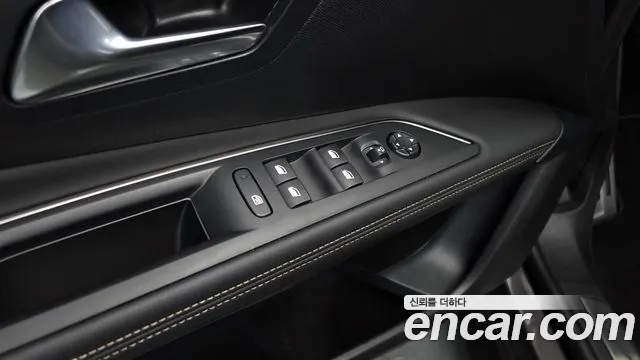 Peugeot 3008 2nd Gen — Фото автомобиля 23