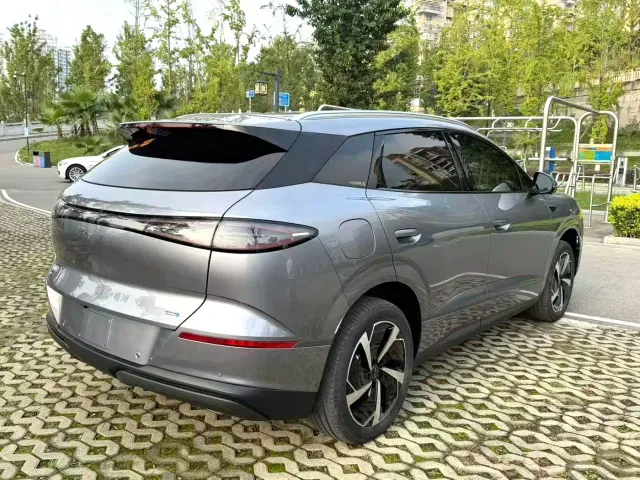 BYD Sealion 06 — Фото автомобиля 7
