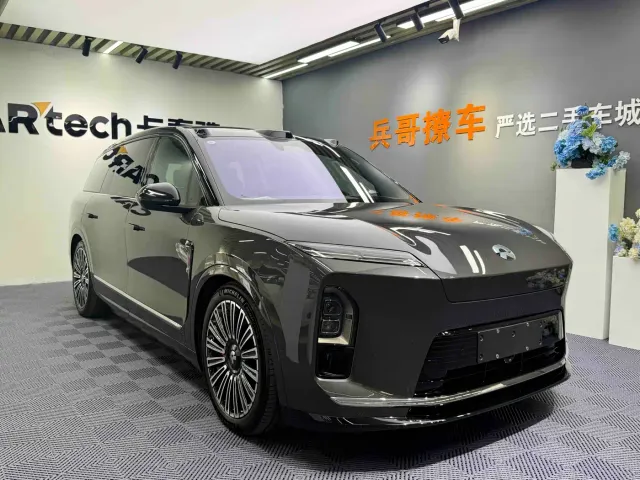 Nio ES8 — Фото автомобиля 3