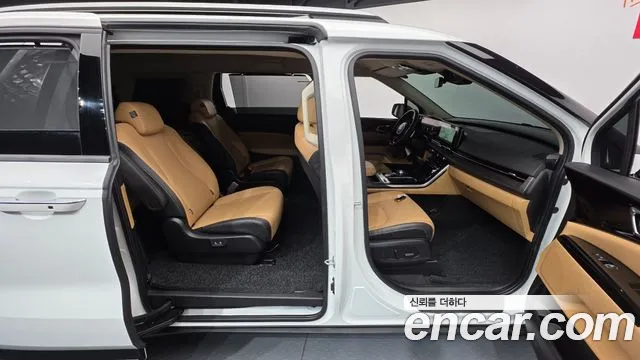 Kia Carnival — Фото автомобиля 24