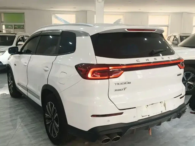 Chery Tiggo 8 — Фото автомобиля 4