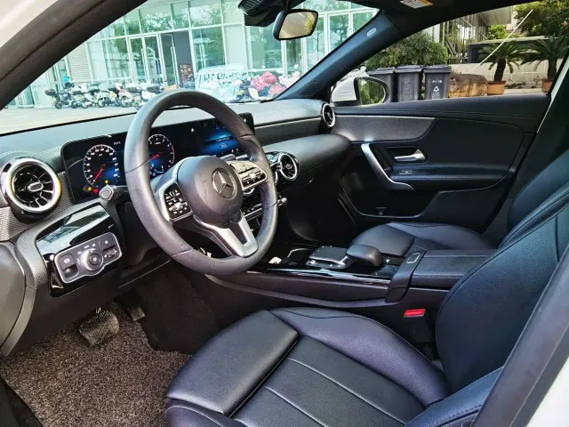 Mercedes-Benz A-Class — Фото автомобиля 10