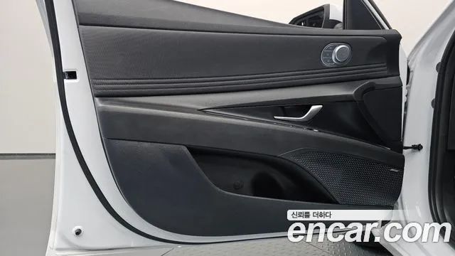 Hyundai Avante CN7 — Фото автомобиля 24
