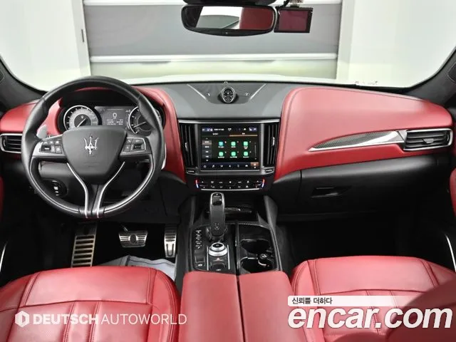 Maserati Levante — Фото автомобиля 7