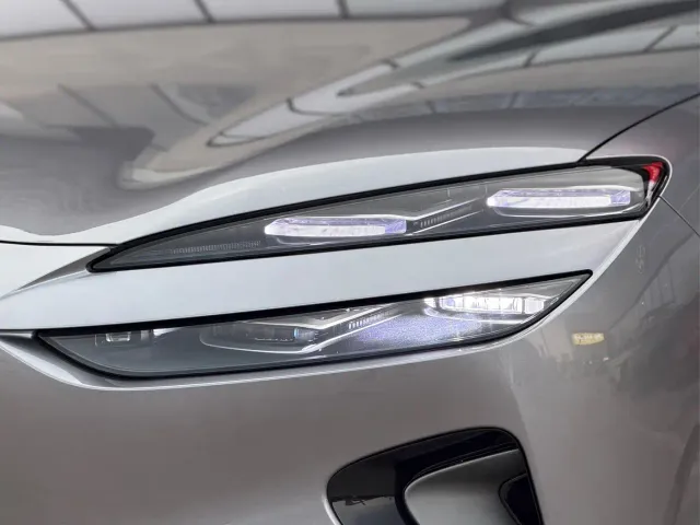 BYD Sealion 06 — Фото автомобиля 18