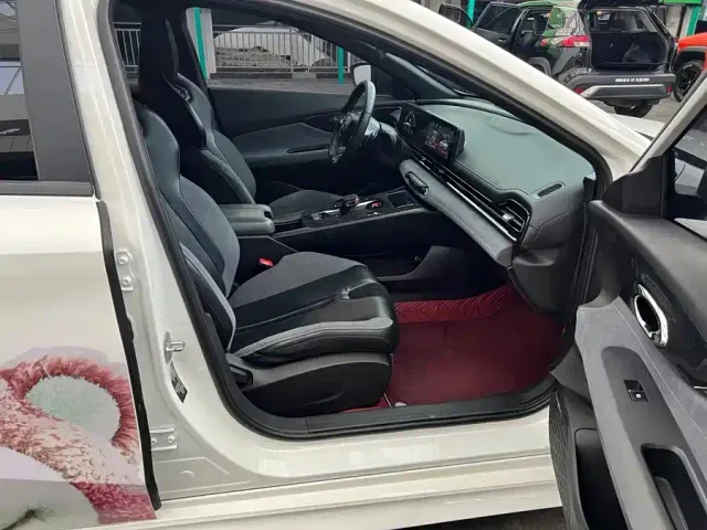 GAC Trumpchi Emkoo — Фото автомобиля 5