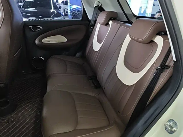 Wuling Bingo — Фото автомобиля 16