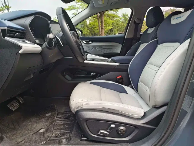 Geely Xingrui — Фото автомобиля 5