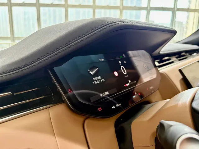 Land Rover Range Rover — Фото автомобиля 14