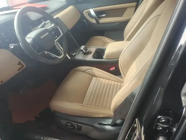 Land Rover Discovery Sport — Фото автомобиля 14