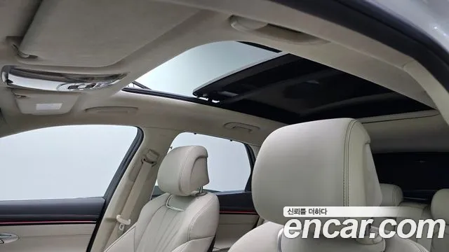 Genesis GV70 — Фото автомобиля 6