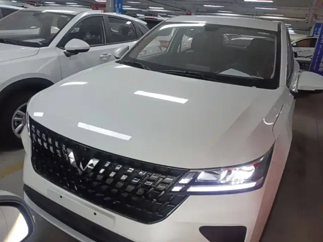 Wuling Xingchi — Фото автомобиля 2