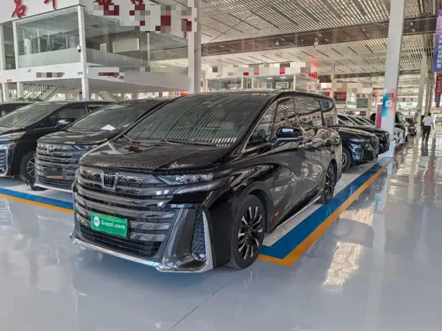 Фотография автомобиля — Toyota Vellfire