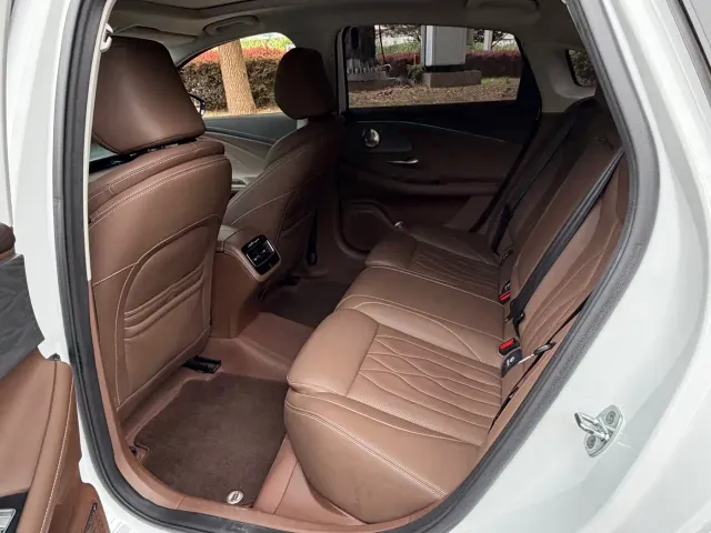 Chery Arrizo 8 — Фото автомобиля 6