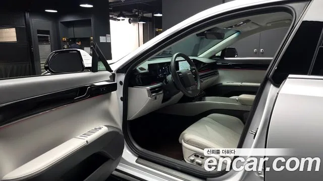 Hyundai Grandeur GN7 — Фото автомобиля 10