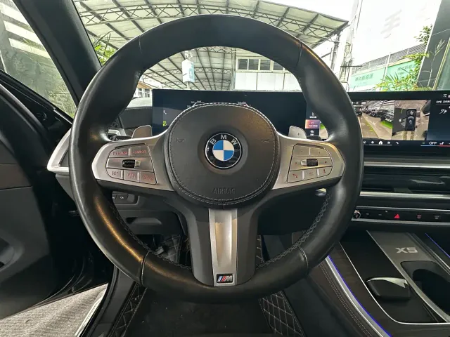 BMW X5 — Фото автомобиля 8
