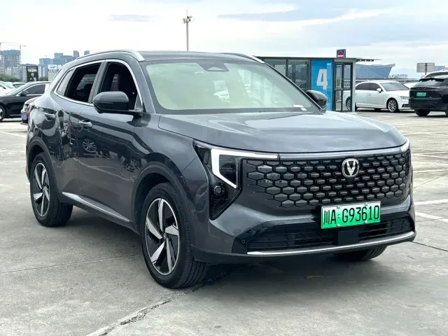 Changan CS55PLUS PHEV — Фото автомобиля 3