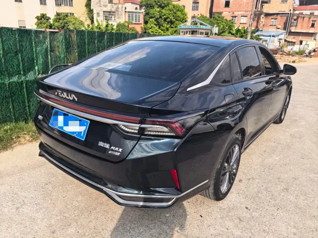 Dongfeng Yixuan MAX — Фото автомобиля 7