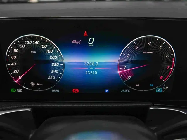 Mercedes-Benz GLB-Class — Фото автомобиля 7