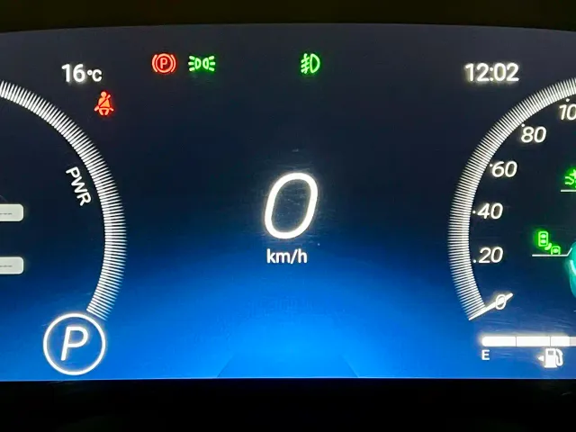 Toyota Sienna — Фото автомобиля 10