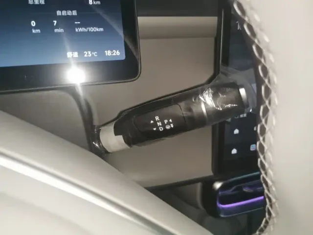 Leapmotor B10 — Фото автомобиля 13