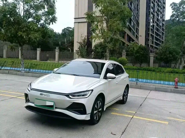 Фотография автомобиля — BYD e2