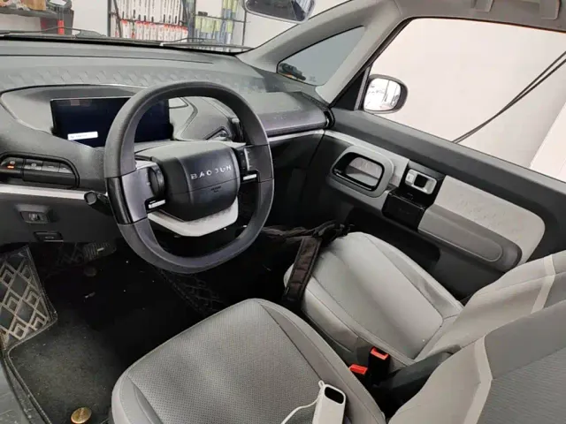 Baojun KiWi EV — Фото автомобиля 9