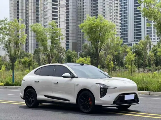 IM Motors LS6 — Фото автомобиля 3