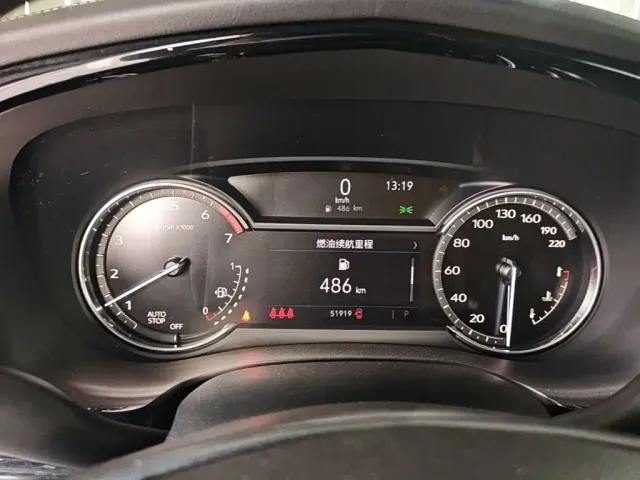 Cadillac XT5 — Фото автомобиля 11