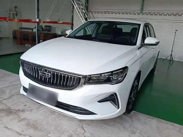 Фотография автомобиля — Geely Emgrand