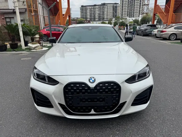 BMW BMW 4 Series 2024 430i M Sport Shadow Edition — Фото автомобиля 2