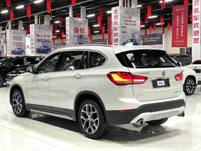 BMW X1 — Фото автомобиля 15