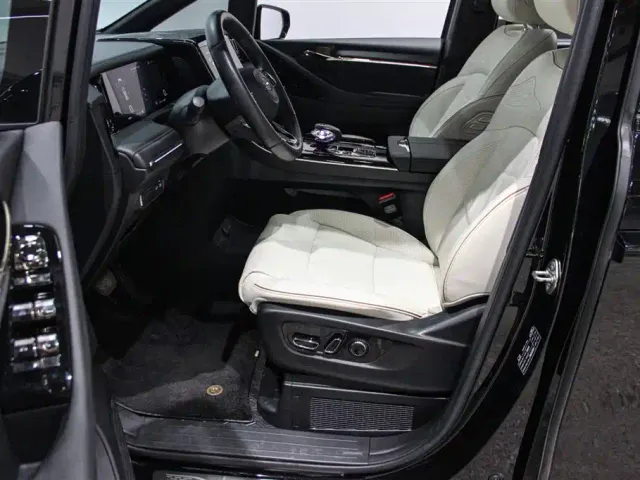 GAC Trumpchi M8 — Фото автомобиля 10