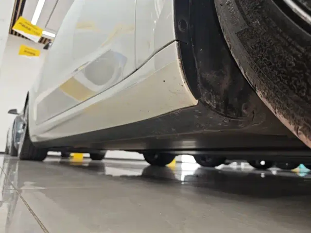 Tesla Model 3 — Фото автомобиля 20