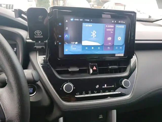 Toyota Corolla Cross — Фото автомобиля 12