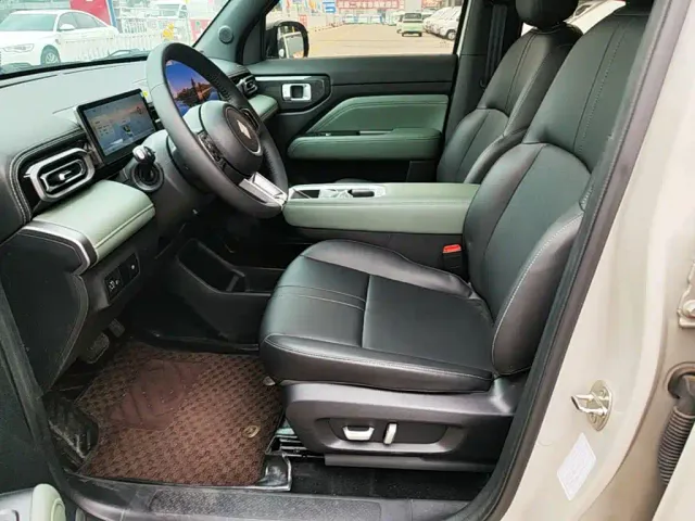 Baojun Yep Plus — Фото автомобиля 14