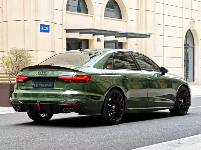 Audi S4 — Фото автомобиля 5