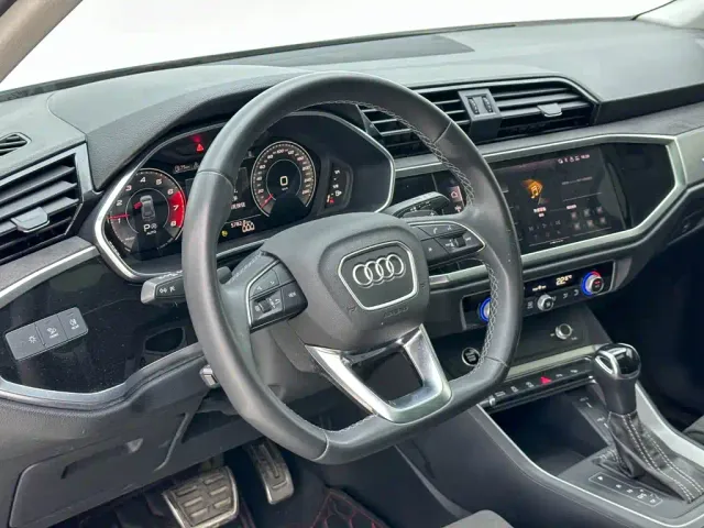 Audi Q3 — Фото автомобиля 19