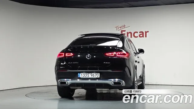 Mercedes-Benz GLE-Class — Фото автомобиля 4
